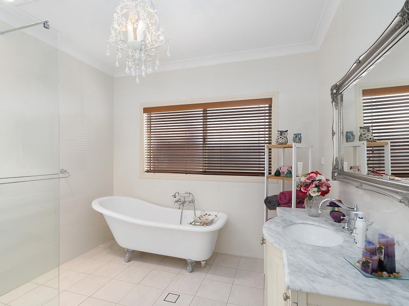 10 Johnson Road, Galston NSW 2159