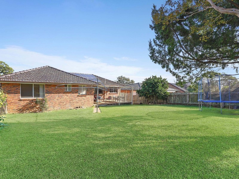 39 Blackett Drive, Castle Hill NSW 2154