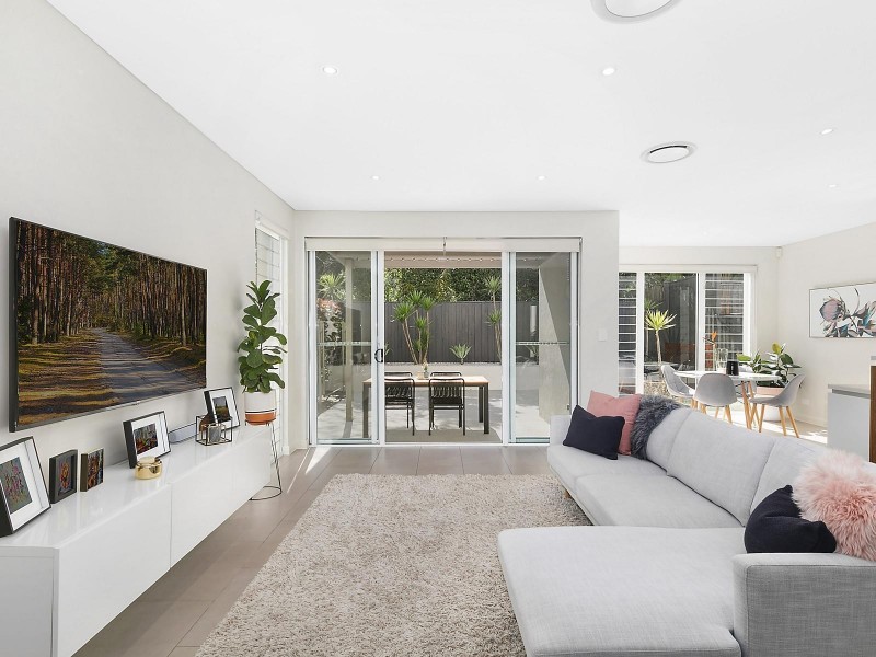 3 Waterstone Crescent, Bella Vista NSW 2153