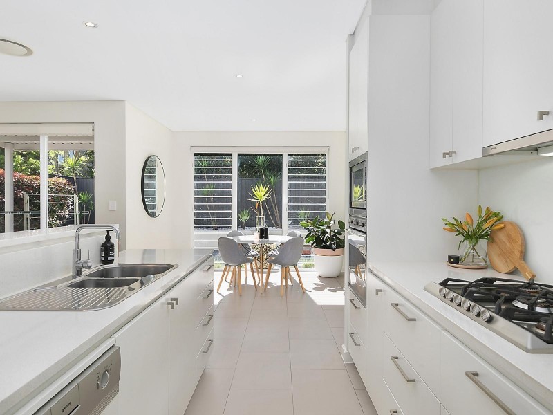 3 Waterstone Crescent, Bella Vista NSW 2153