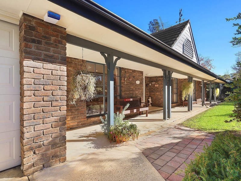 3 Halls Road, Arcadia NSW 2159
