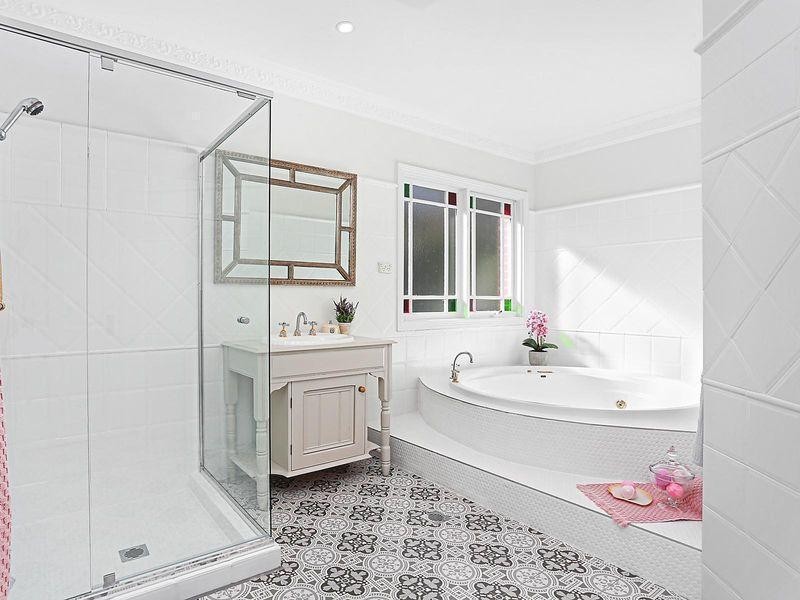 3 Woodleaf Close, West Pennant Hills NSW 2125
