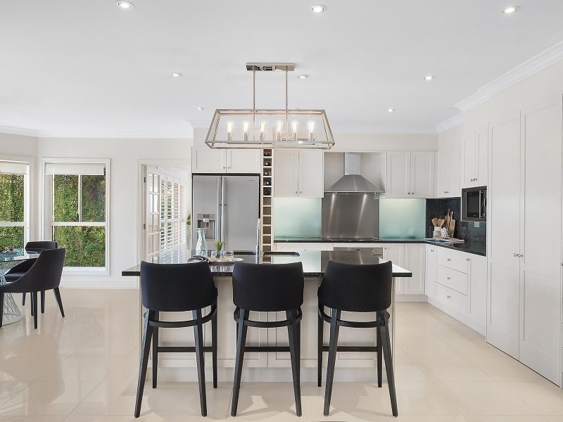 10 Dawes Avenue, Castle Hill NSW 2154