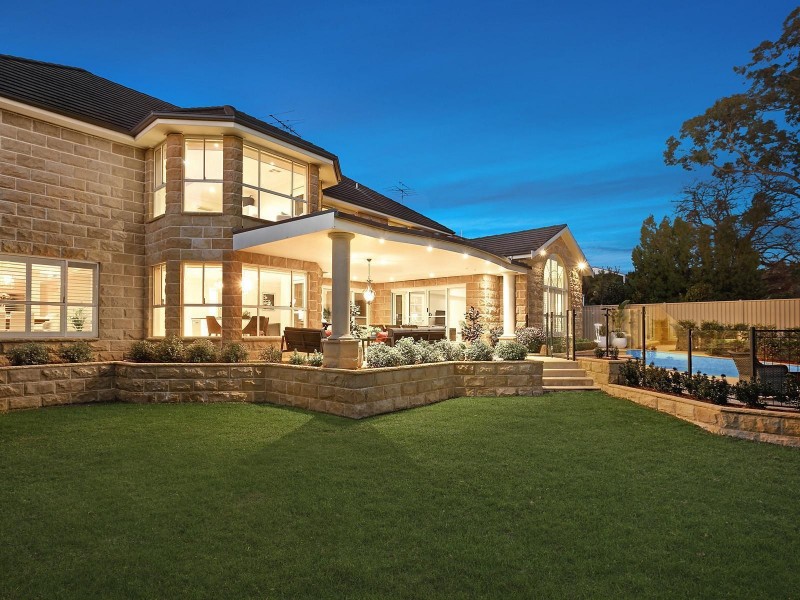 10 Dawes Avenue, Castle Hill NSW 2154