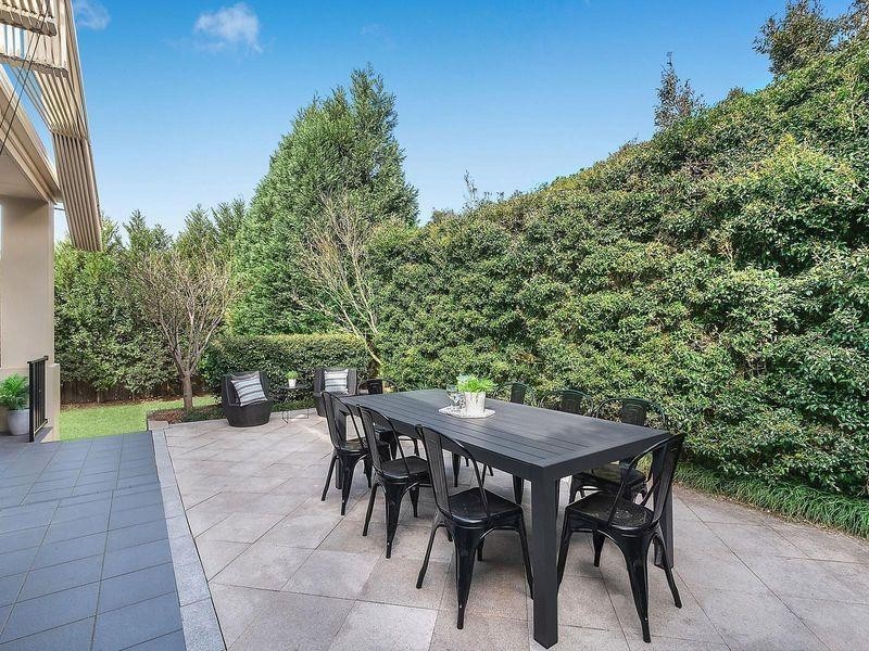 12 Rowanbrae Crescent, Bella Vista NSW 2153