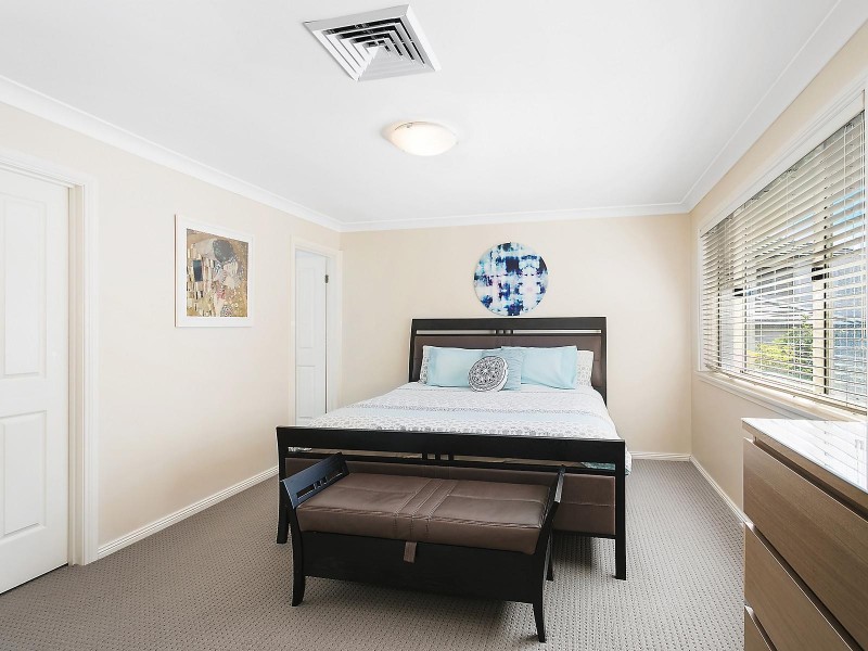 18 Lynton Green, West Pennant Hills NSW 2125