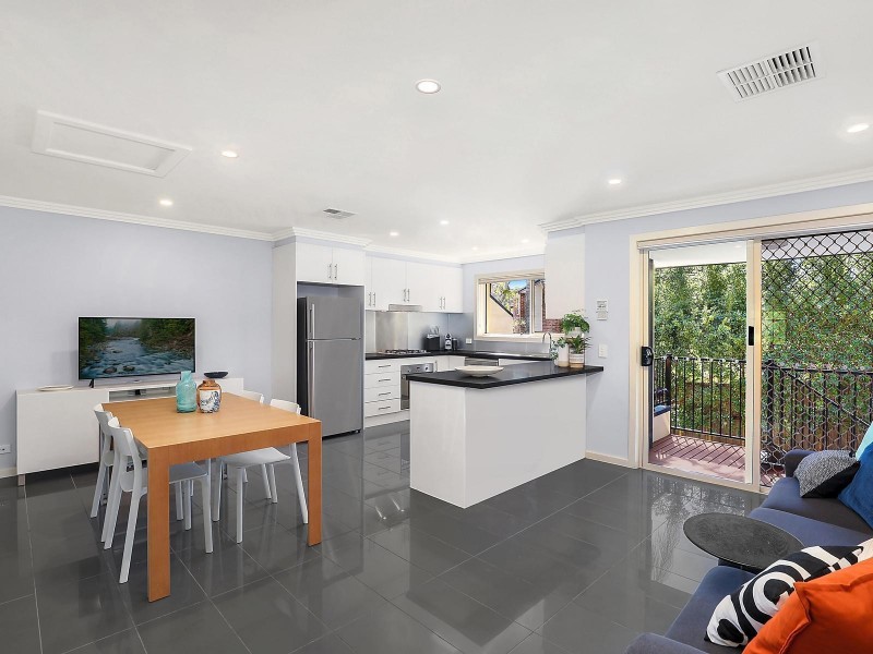 2/77 Old Castle Hill Road, Castle Hill NSW 2154