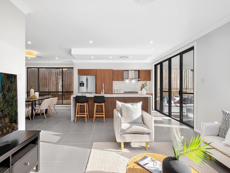 11 Sunningdale Drive, Colebee NSW 2761