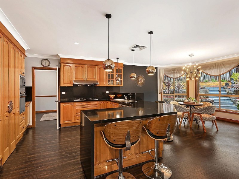 12 Amberlea Court, Castle Hill NSW 2154