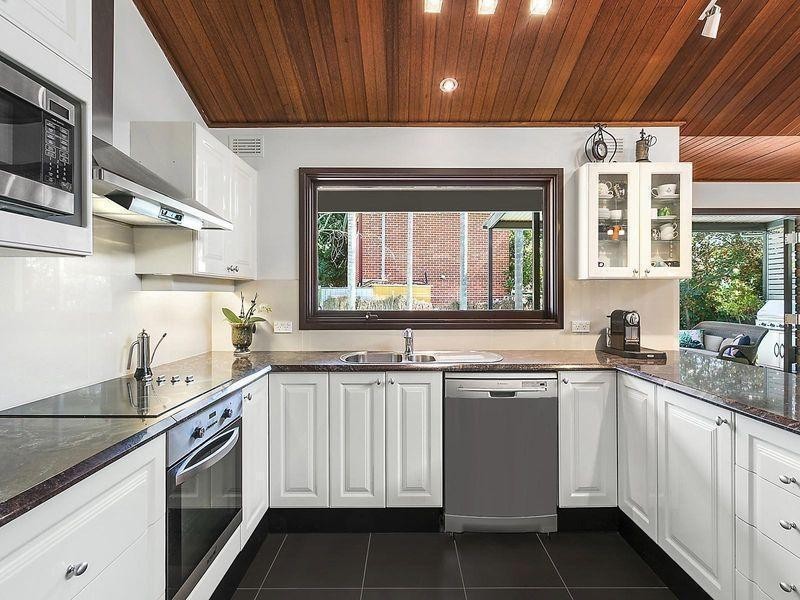 10 Range Road, West Pennant Hills NSW 2125