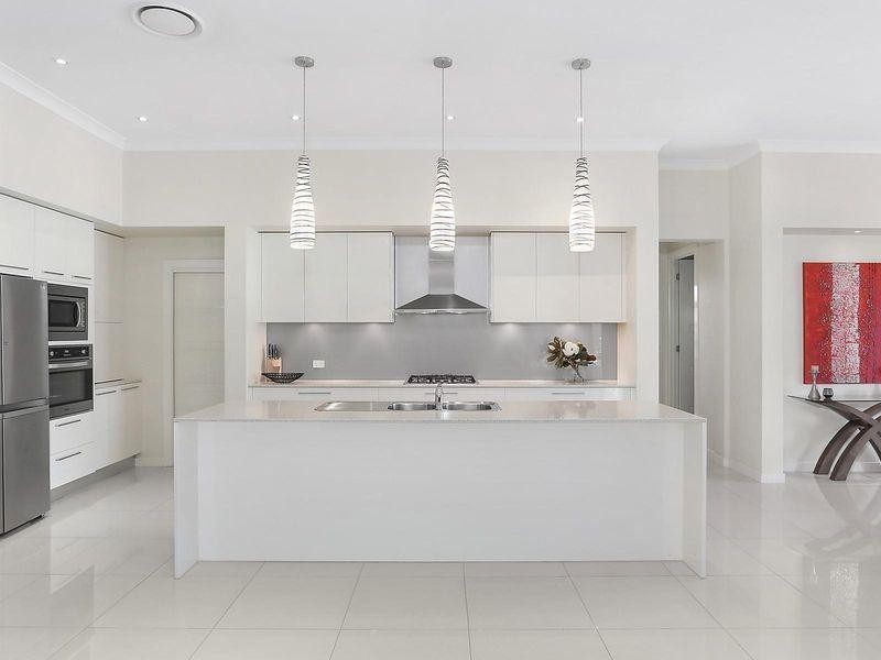 14 Braeburn Crescent, Bella Vista NSW 2153