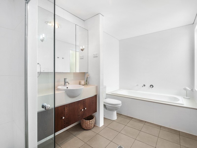 93 Brighton Drive, Bella Vista NSW 2153