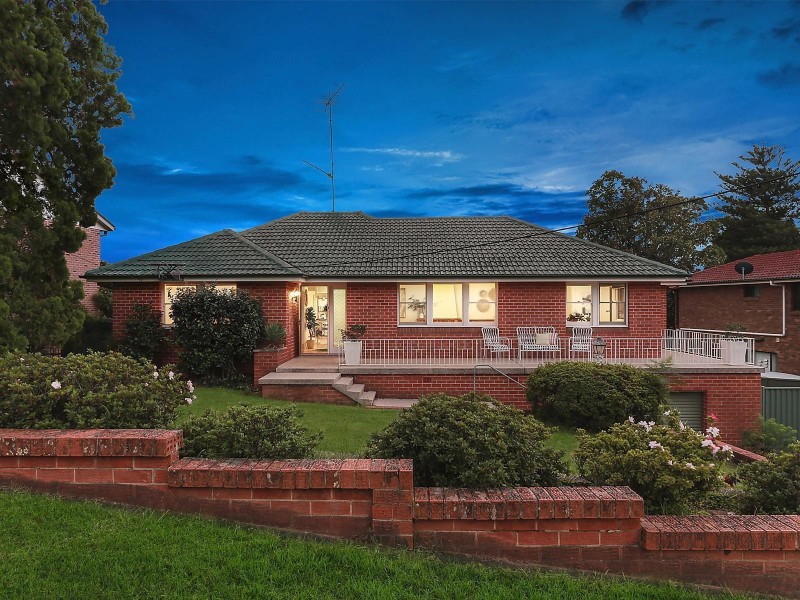 15 Lowanna Avenue, Baulkham Hills NSW 2153