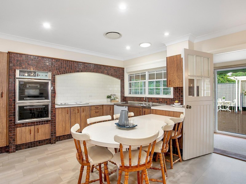 116 Cecil Avenue, Castle Hill NSW 2154