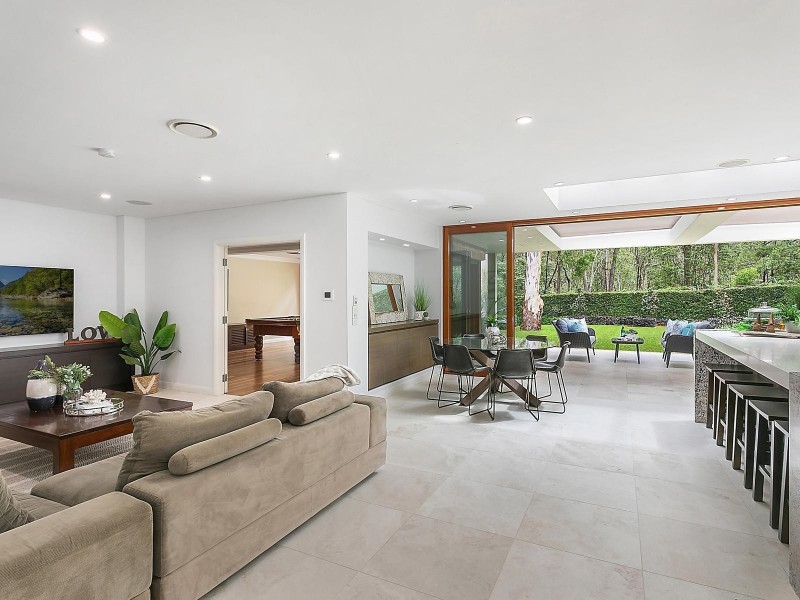 7 Gumleaf Place, West Pennant Hills NSW 2125