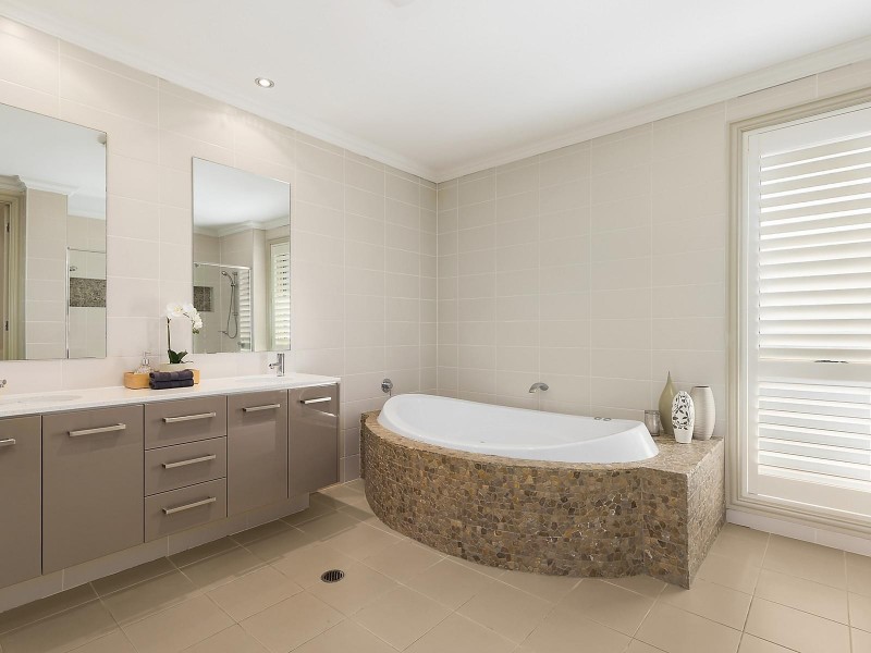 77 Gooraway Drive, Castle Hill NSW 2154