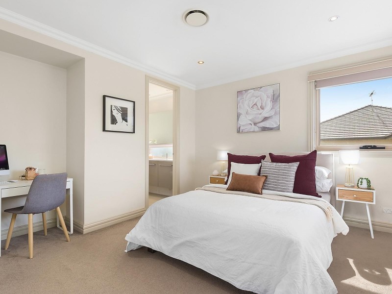 77 Gooraway Drive, Castle Hill NSW 2154