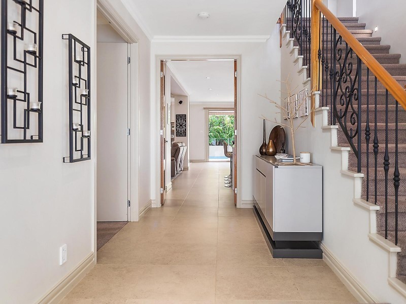 77 Gooraway Drive, Castle Hill NSW 2154