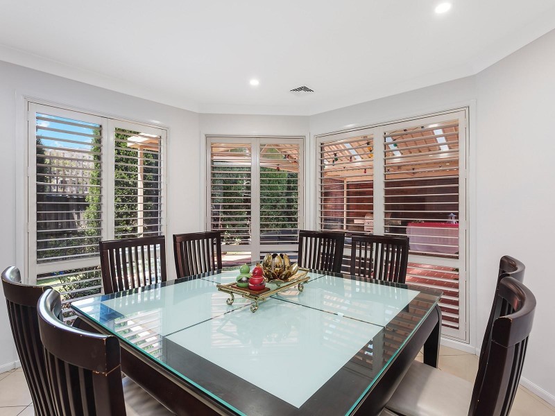 2 St Pauls Avenue, Castle Hill NSW 2154