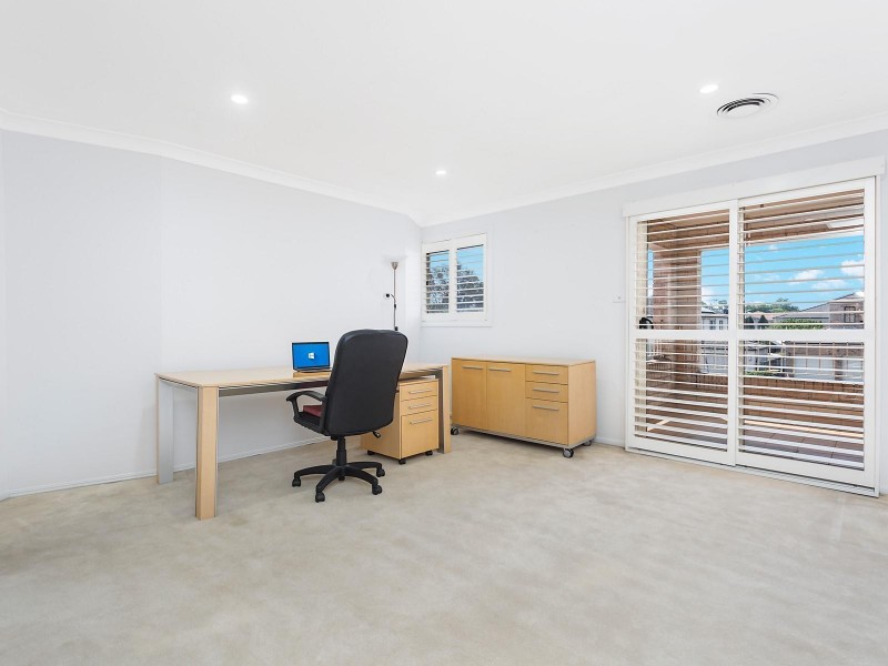 2 St Pauls Avenue, Castle Hill NSW 2154