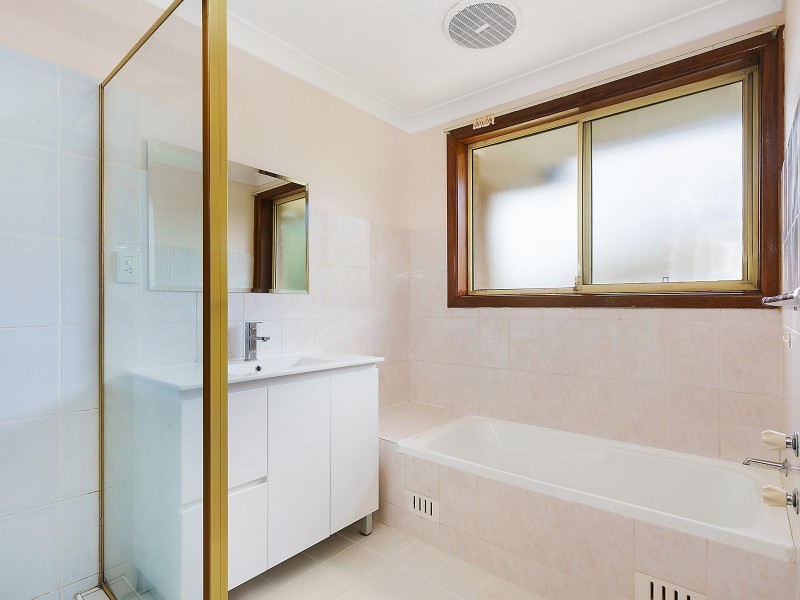 2/97 Hammers Road, Northmead NSW 2152