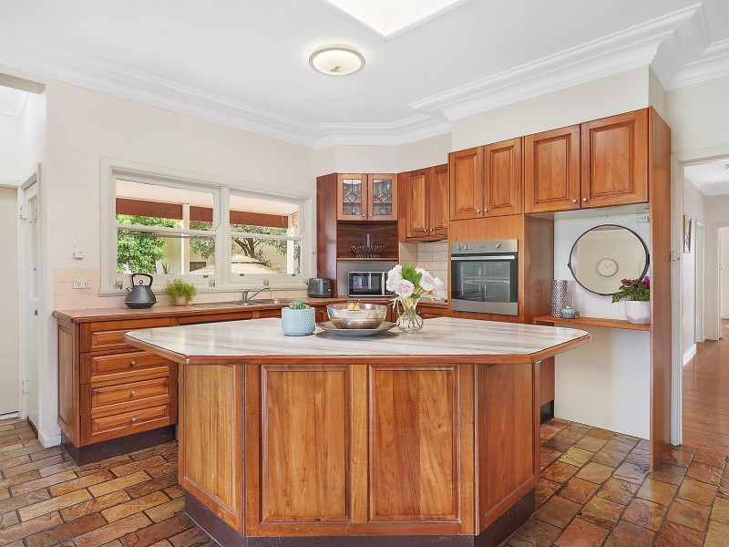 93 Oratava Avenue, West Pennant Hills NSW 2125