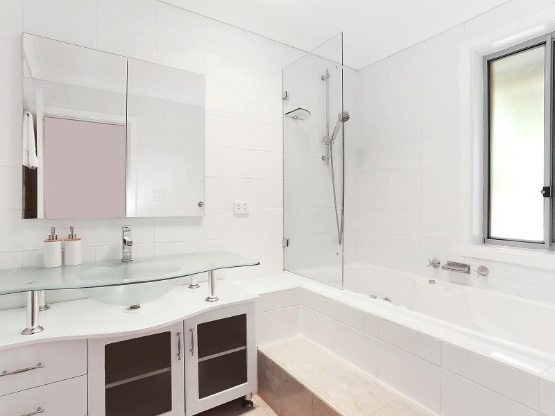 8 Toledo Place, Baulkham Hills NSW 2153