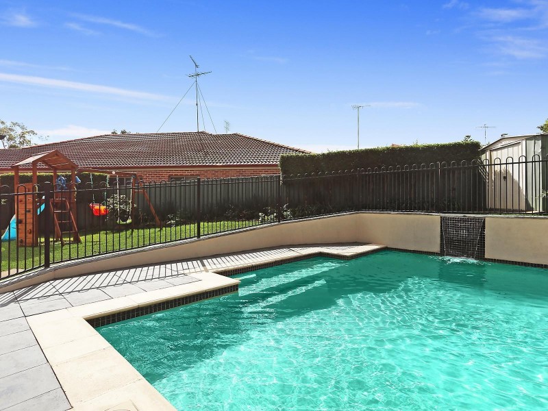 8 Toledo Place, Baulkham Hills NSW 2153