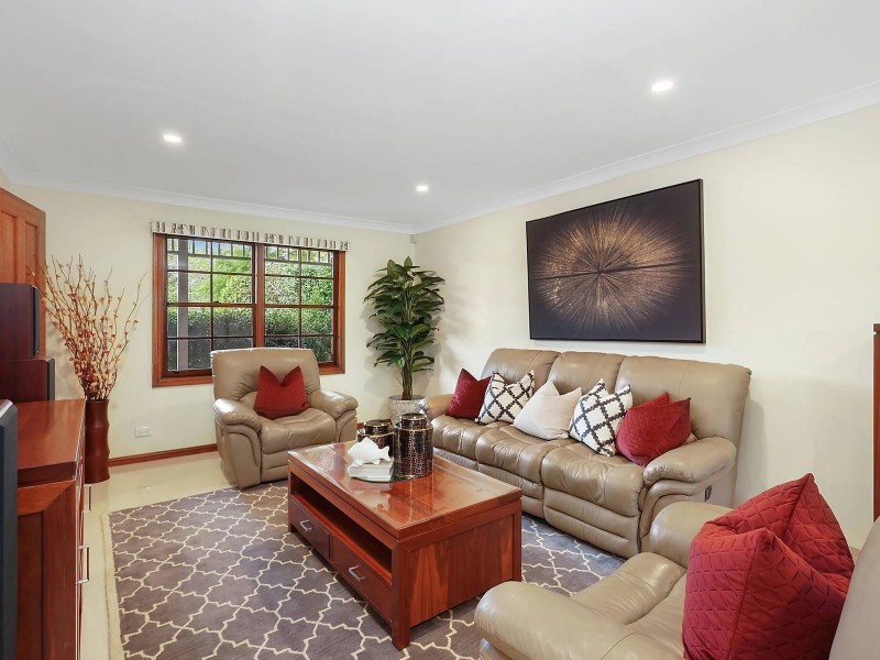 21 Lockhart Avenue, Castle Hill NSW 2154