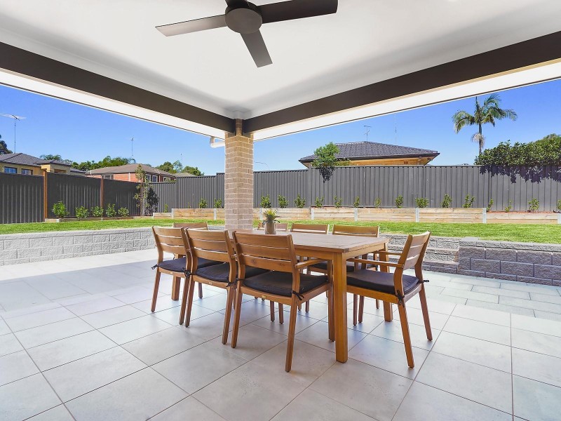 8 Honeysuckle Place, Kellyville NSW 2155