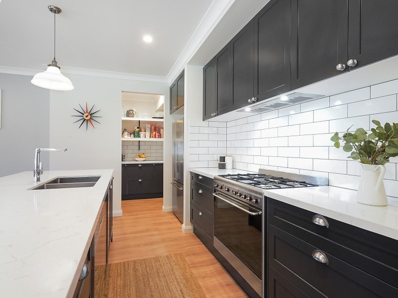 8 Honeysuckle Place, Kellyville NSW 2155