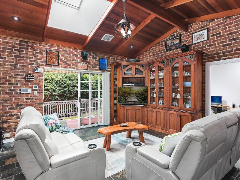 1 Flora Court, Baulkham Hills NSW 2153