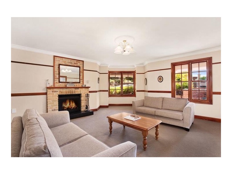 12 Rodney Place, West Pennant Hills NSW 2125