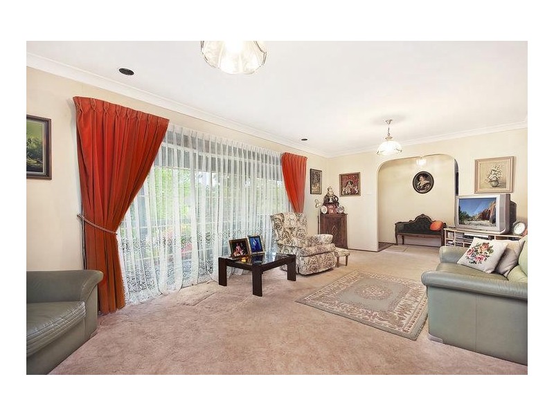 16 Drayton Avenue, Castle Hill NSW 2154