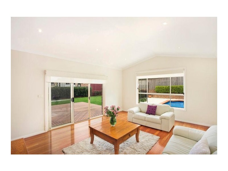 61 Edgewater Drive, Bella Vista NSW 2153