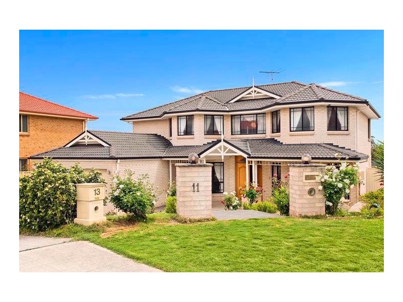 11 Northwood Place, Castle Hill NSW 2154