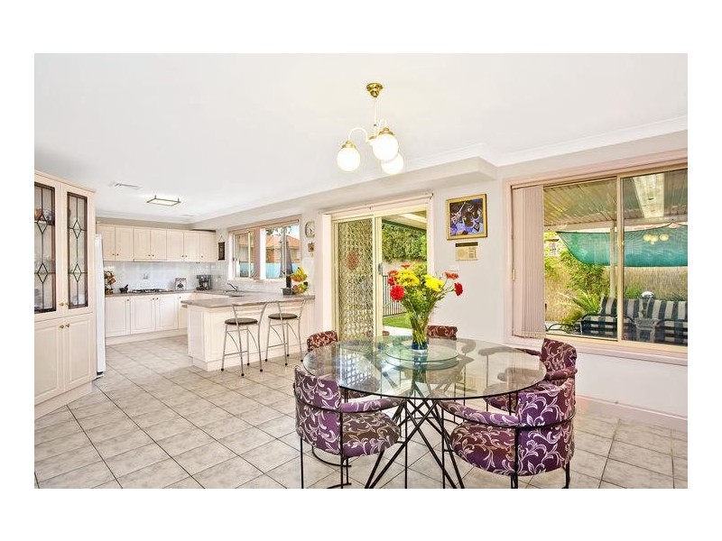 17 Kinnard Way, Kellyville NSW 2155