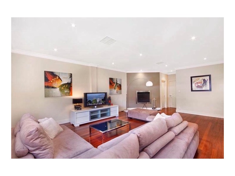5 Adey Place, Castle Hill NSW 2154