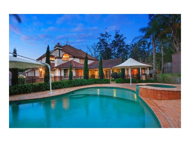 13 Avonleigh Way, West Pennant Hills NSW 2125