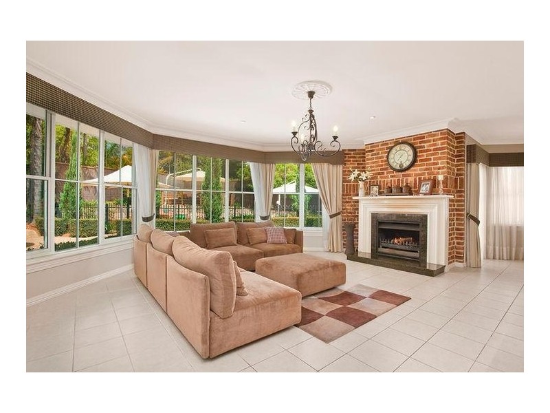 13 Avonleigh Way, West Pennant Hills NSW 2125