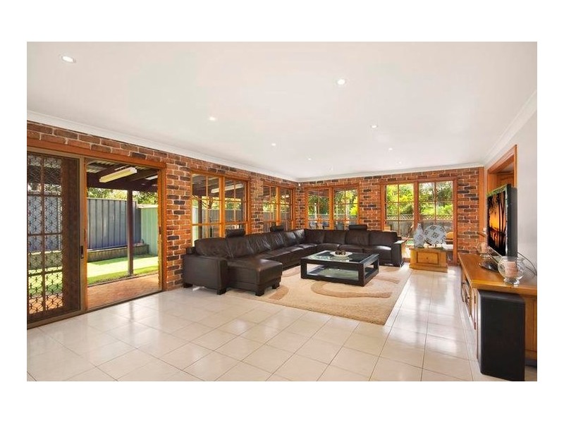 10 Hildegard Place, Baulkham Hills NSW 2153