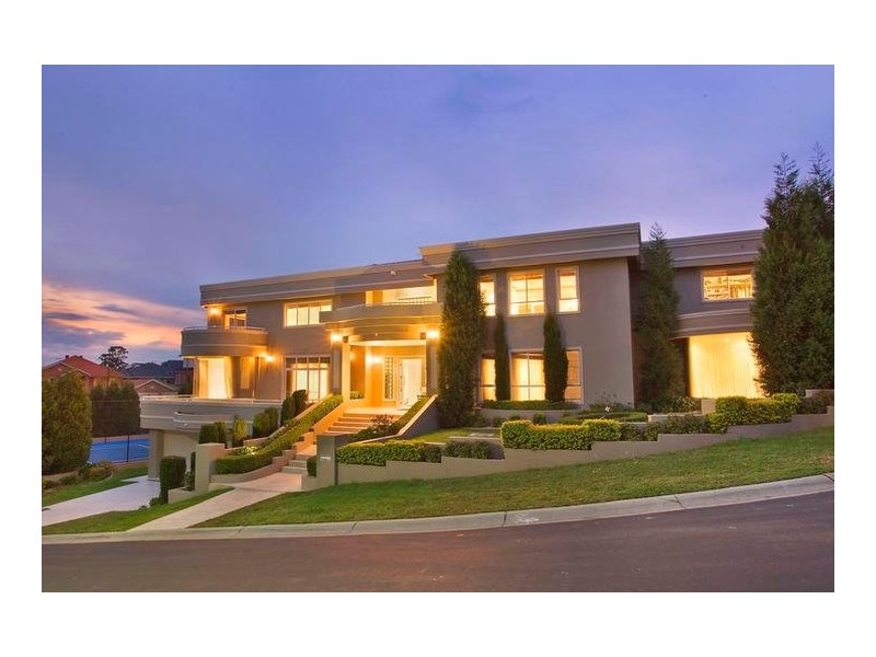 2 Lomond Place, Castle Hill NSW 2154