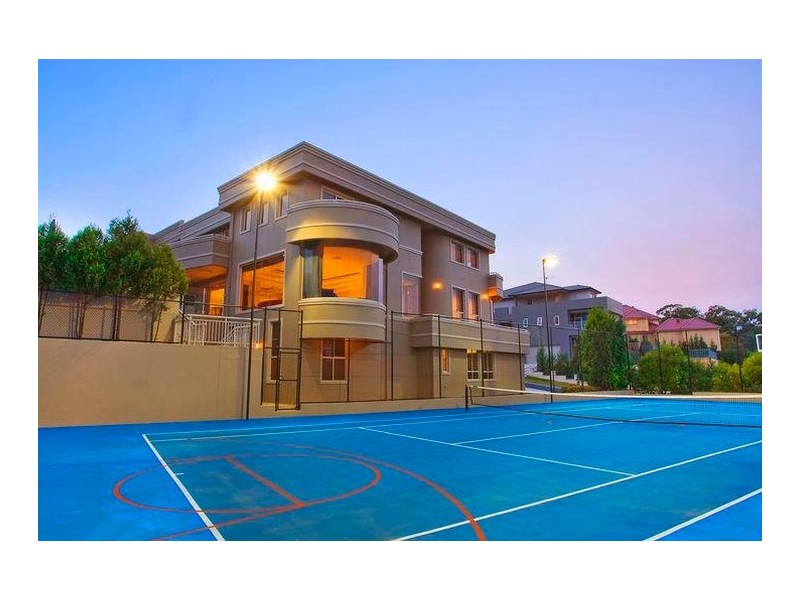 2 Lomond Place, Castle Hill NSW 2154