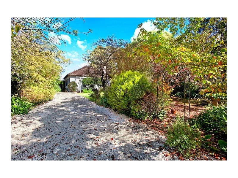 60 Mount Road, Bowral NSW 2576