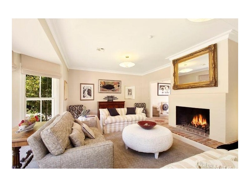 18 Sullivan Road, Burradoo NSW 2576