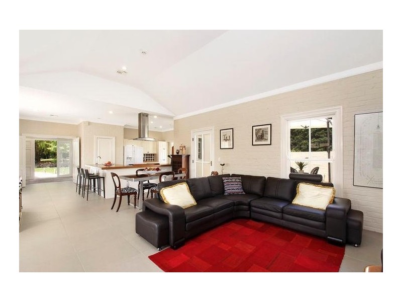 18 Sullivan Road, Burradoo NSW 2576