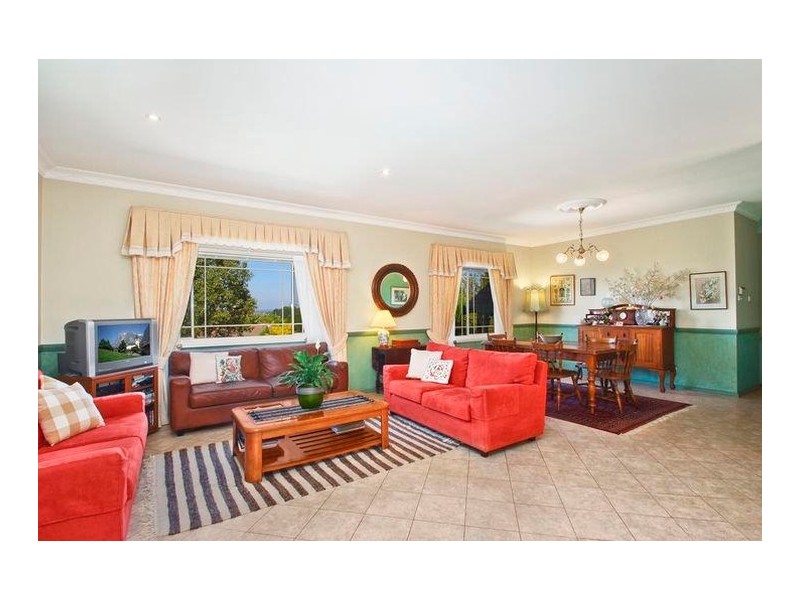 4 Bronwyn Place, Bowral NSW 2576