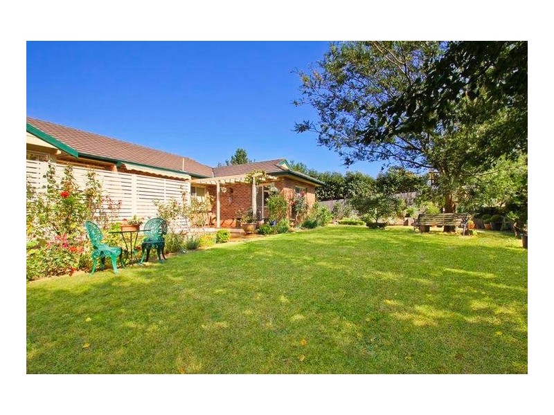 4 Bronwyn Place, Bowral NSW 2576