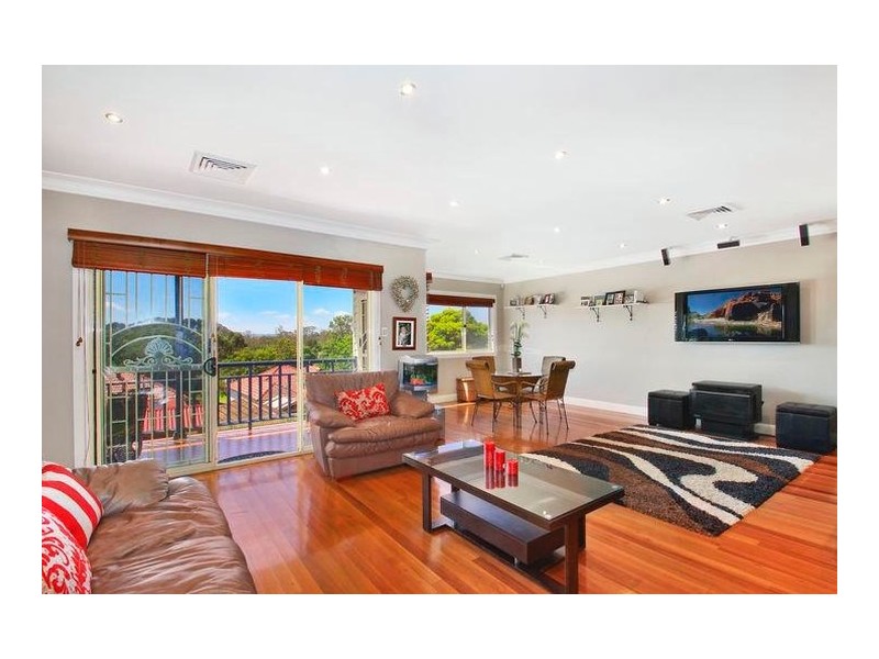 4 William Avenue, Camden NSW 2570