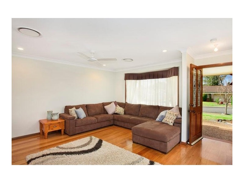 13 Scarborough Close, Narellan NSW 2567